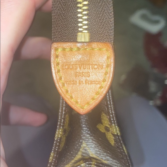 Authentic Louis Vuitton Toiletry Bag - Picture 5 of 5